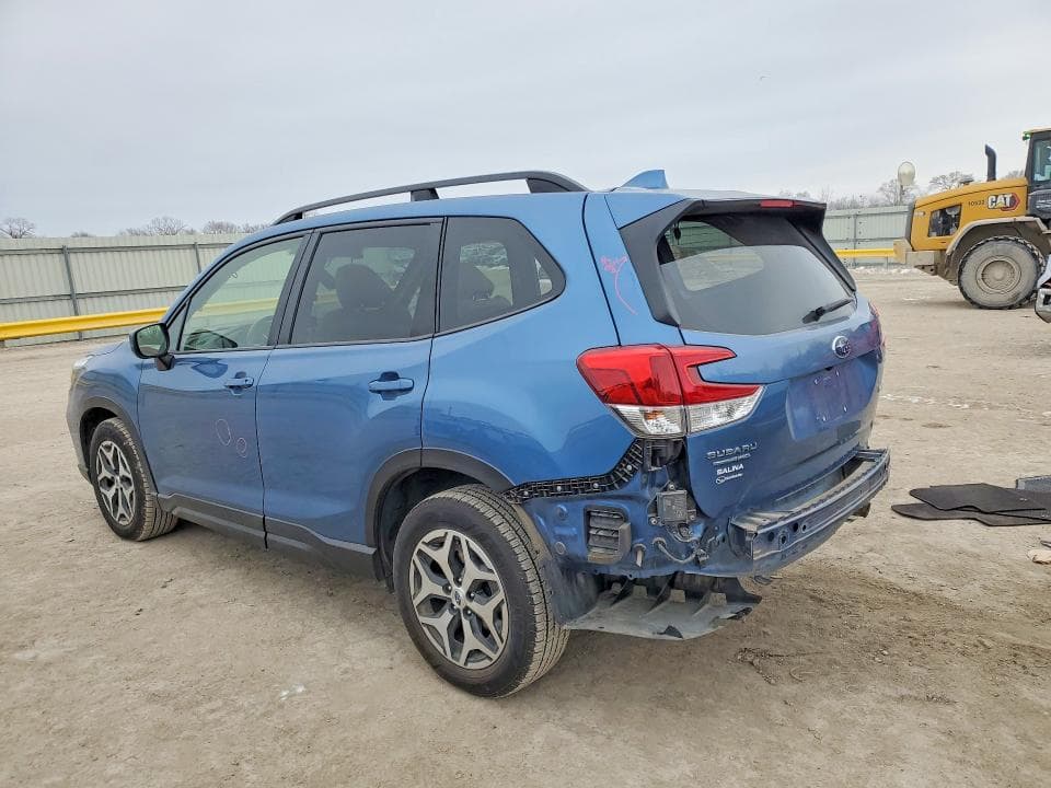 2021 SUBARU FORESTER PREMIUM 2