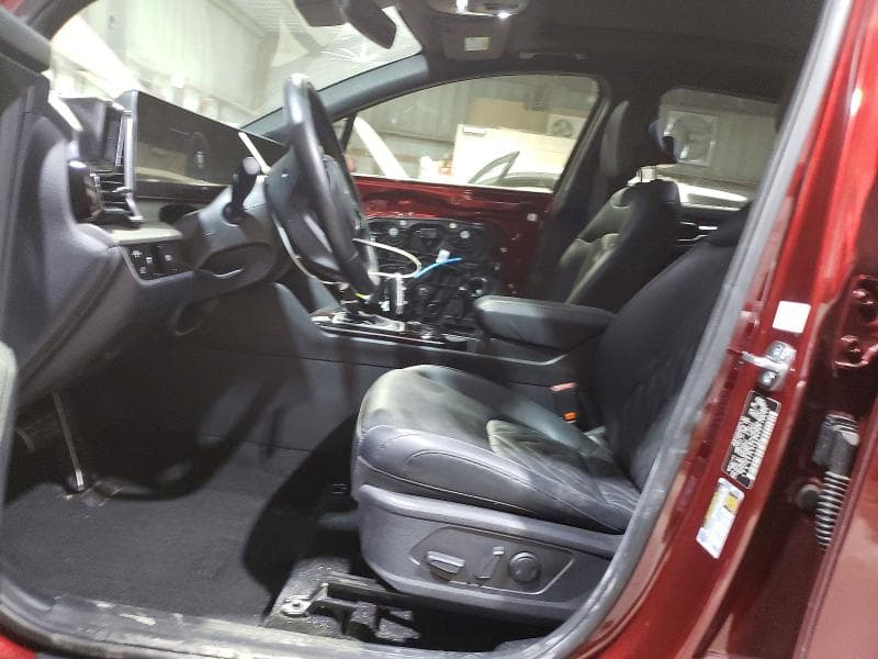 2023 KIA SPORTAGE X-PRO 7