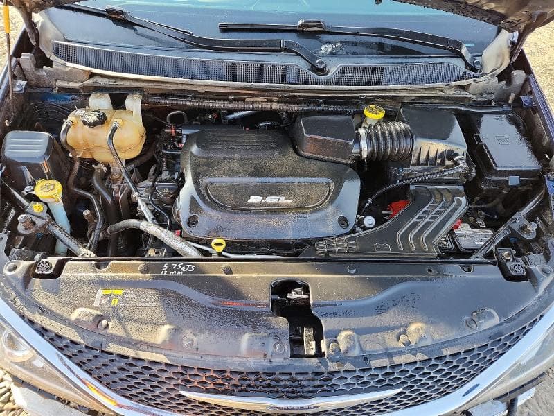 2017 CHRYSLER PACIFICA TOURING L 12
