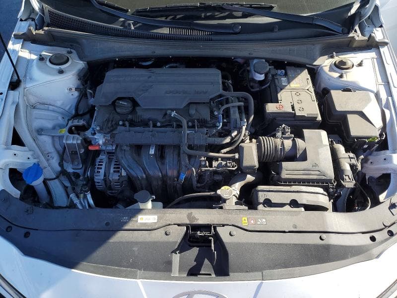2024 HYUNDAI ELANTRA SE 11