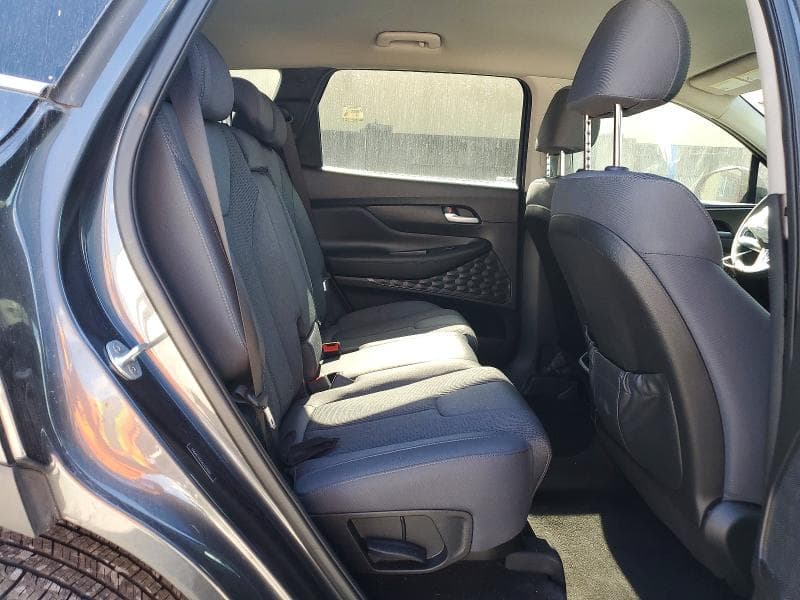 2020 HYUNDAI SANTA FE SE 10