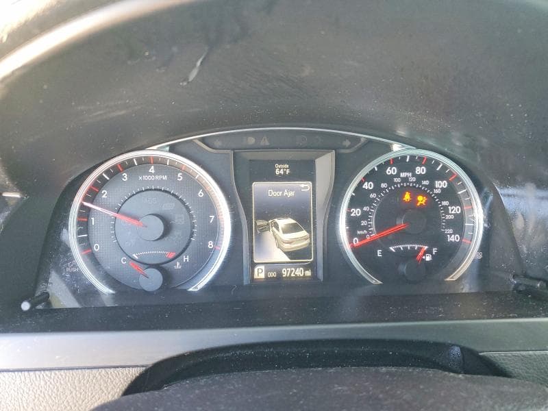 2017 TOYOTA CAMRY SE 9