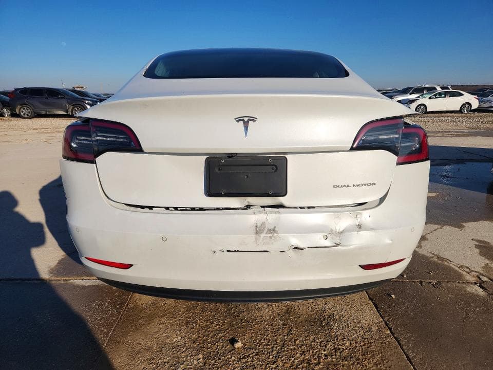 2019 TESLA MODEL 3 6