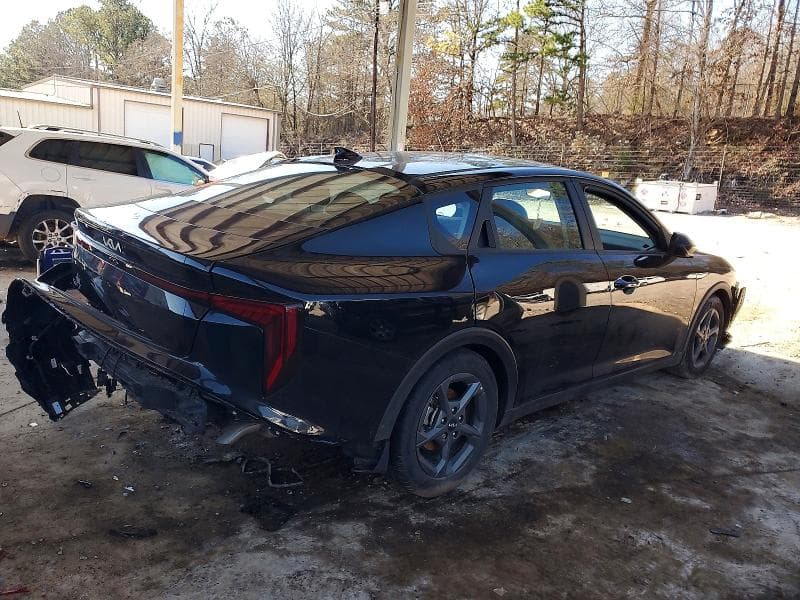 2025 KIA K4 LXS 3