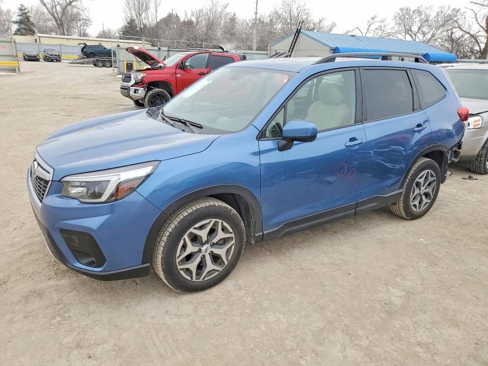 2021 SUBARU FORESTER PREMIUM - 1