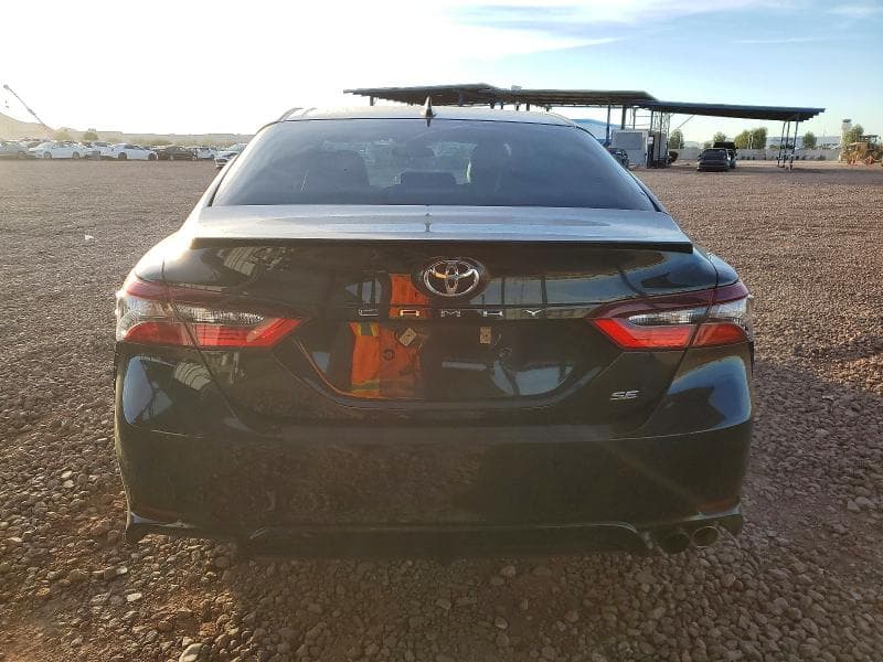 2021 TOYOTA CAMRY SE 6