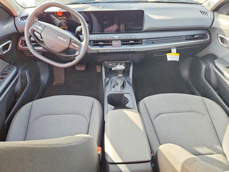 2025 KIA K4 LXS 8