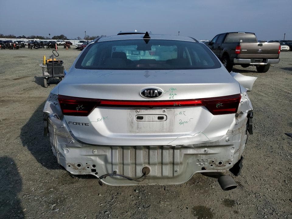 2019 KIA FORTE FE 6