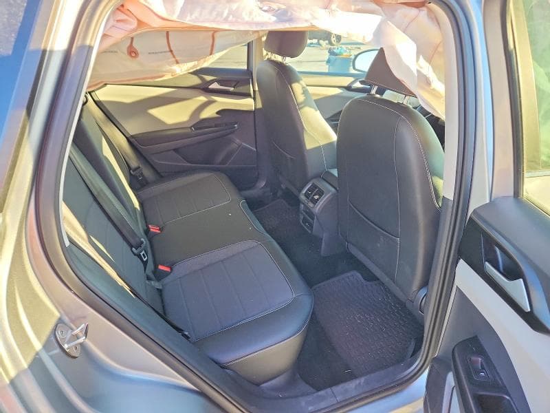 2022 VOLKSWAGEN TAOS SE 10