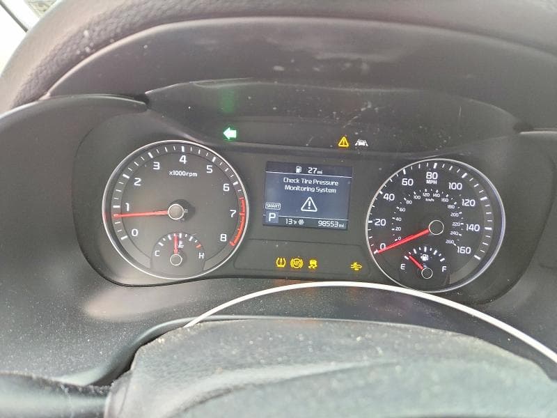 2021 KIA FORTE FE 9