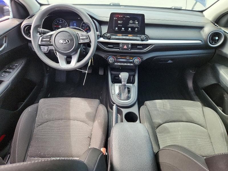 2019 KIA FORTE FE 8