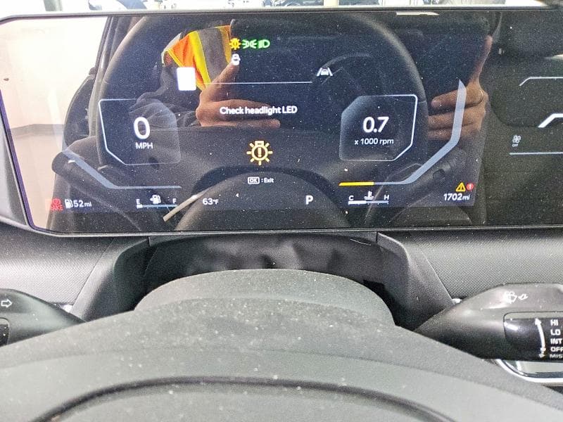 2025 KIA K4 EX 9