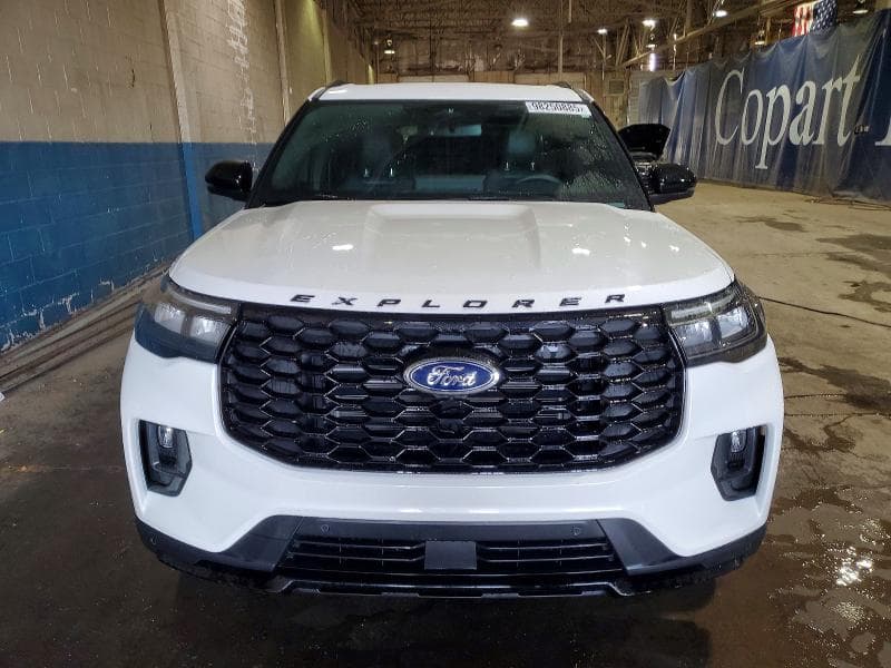 2025 FORD EXPLORER ST-LINE 5