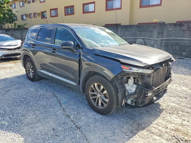 2020 HYUNDAI SANTA FE SE 4
