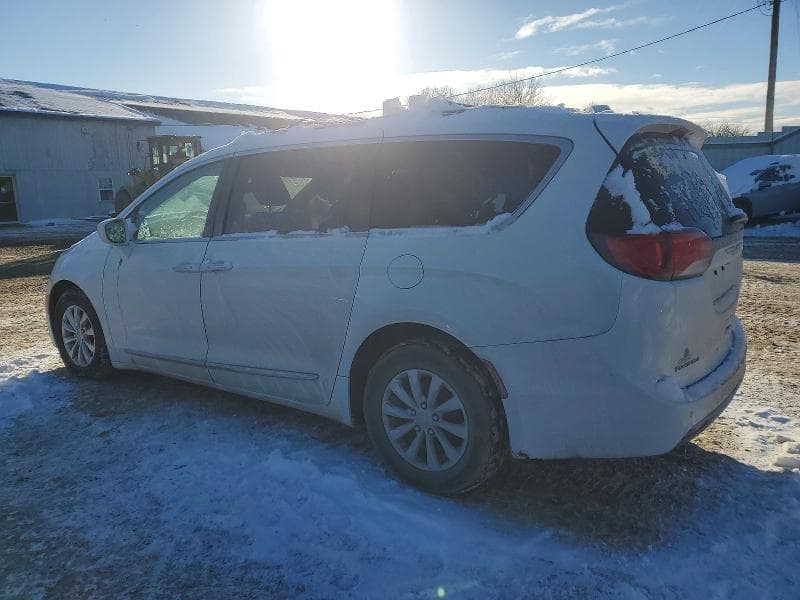 2017 CHRYSLER PACIFICA TOURING L 2