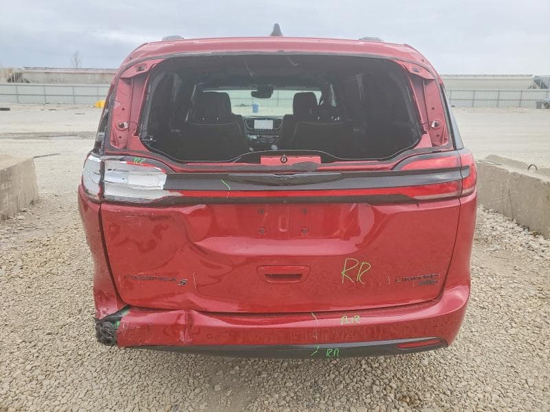 2025 CHRYSLER PACIFICA LIMITED 6