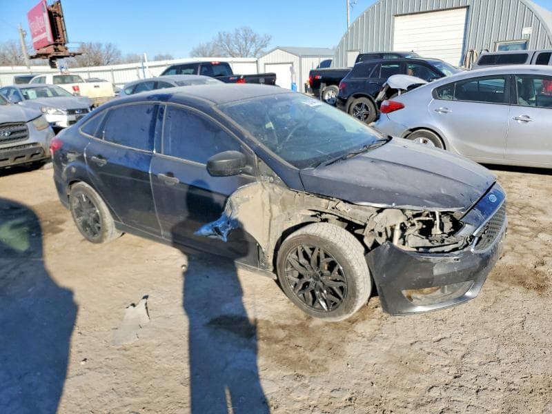 2017 FORD FOCUS S 4