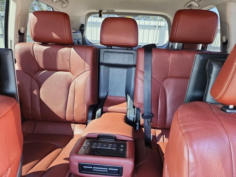 2017 LEXUS LX 570 BASE 10