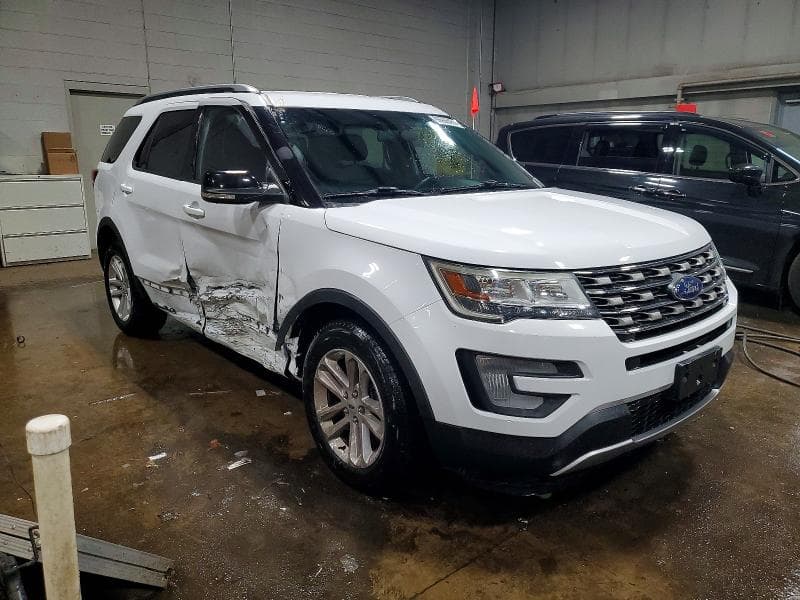 2017 FORD EXPLORER XLT 4