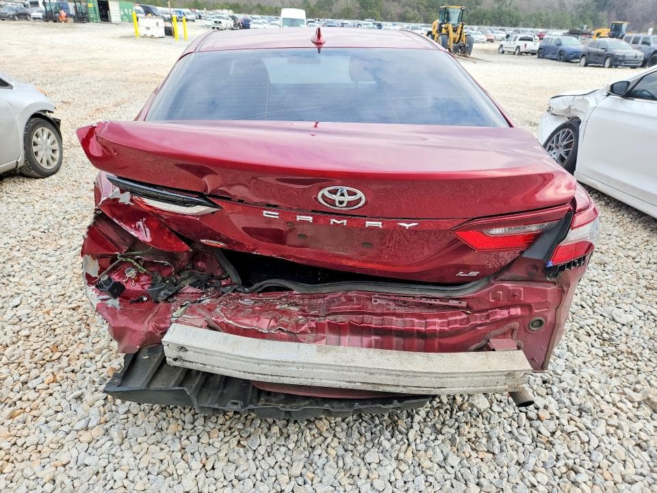 2022 TOYOTA CAMRY LE 6