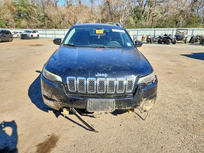 2019 JEEP CHEROKEE LATITUDE 5