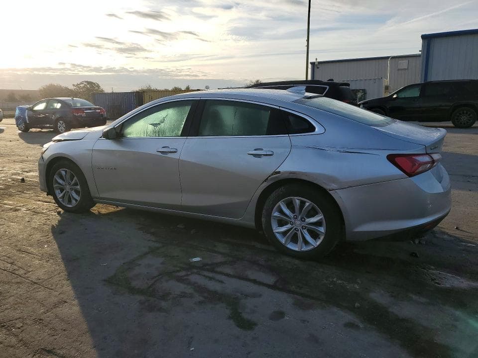 2020 CHEVROLET MALIBU LT 2