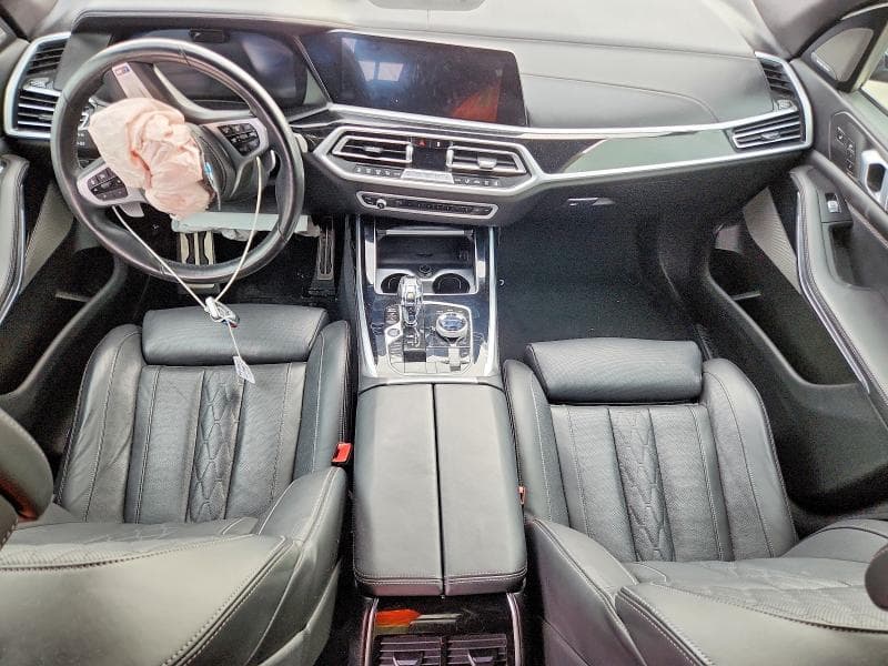 2021 BMW X7 M50I 8