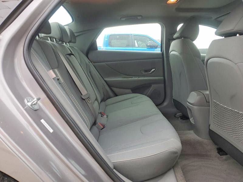 2024 HYUNDAI ELANTRA SEL 10