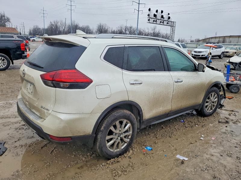 2017 NISSAN ROGUE SV 3