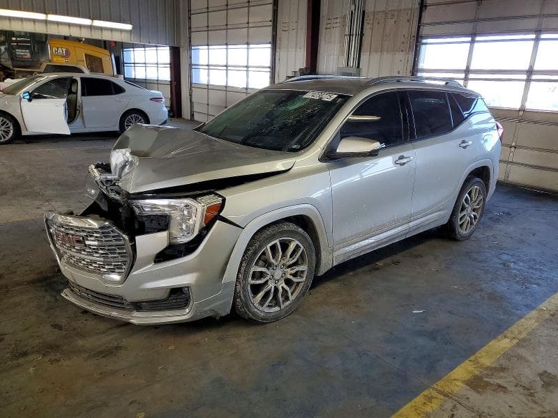 2022 GMC TERRAIN DENALI - 1