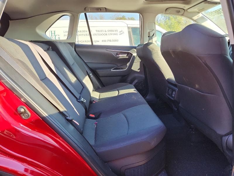 2024 TOYOTA RAV4 XLE 11