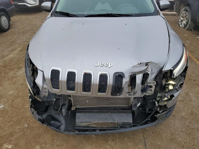 2018 JEEP CHEROKEE LATITUDE 11