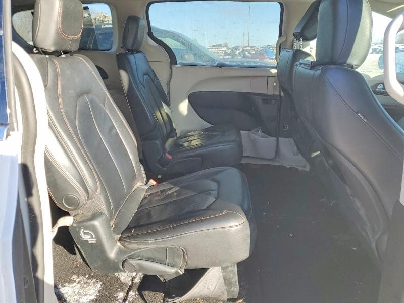 2017 CHRYSLER PACIFICA TOURING L 11