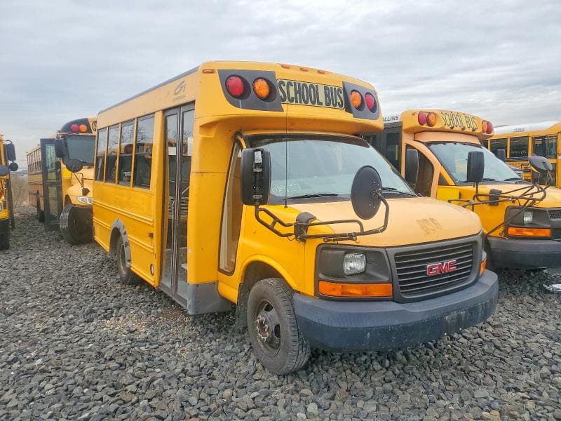 2009 GMC MINOTOUR G