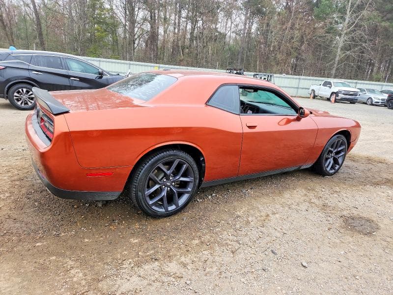 2020 DODGE CHALLENGER SXT 3