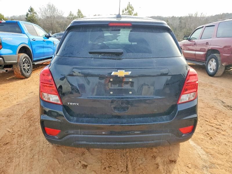 2020 CHEVROLET TRAX LS 6