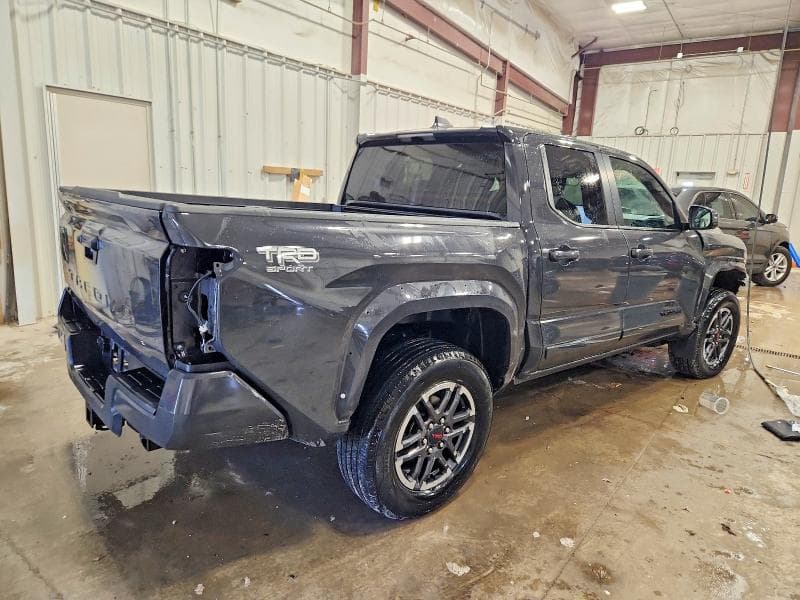 2024 TOYOTA TACOMA TRD SPORT 3