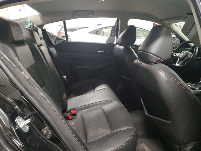 2019 NISSAN ALTIMA SR 10