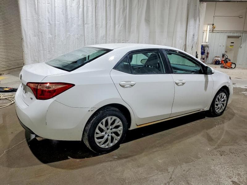 2018 TOYOTA COROLLA LE 3