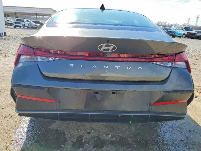 2025 HYUNDAI ELANTRA SEL 6