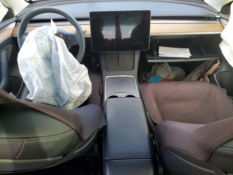 2023 TESLA MODEL 3 8