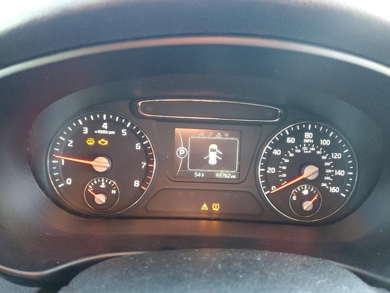 2017 KIA SORENTO LX 9