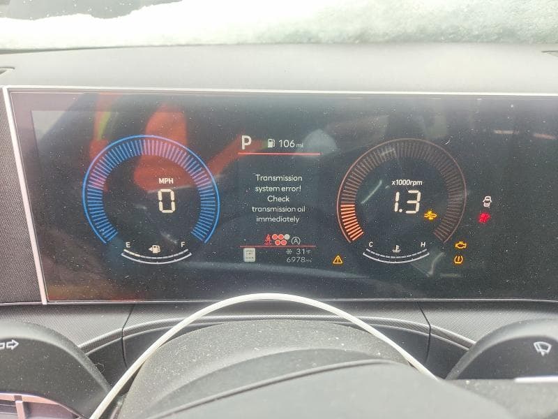 2025 HYUNDAI SANTA FE SE 9