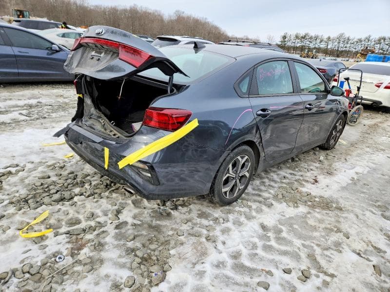 2021 KIA FORTE FE 3