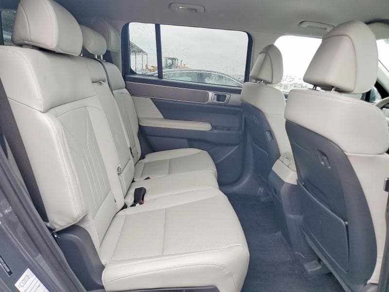 2025 HYUNDAI SANTA FE SEL 11