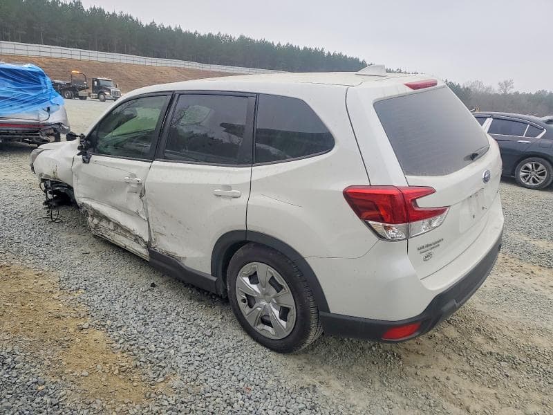 2023 SUBARU FORESTER 2