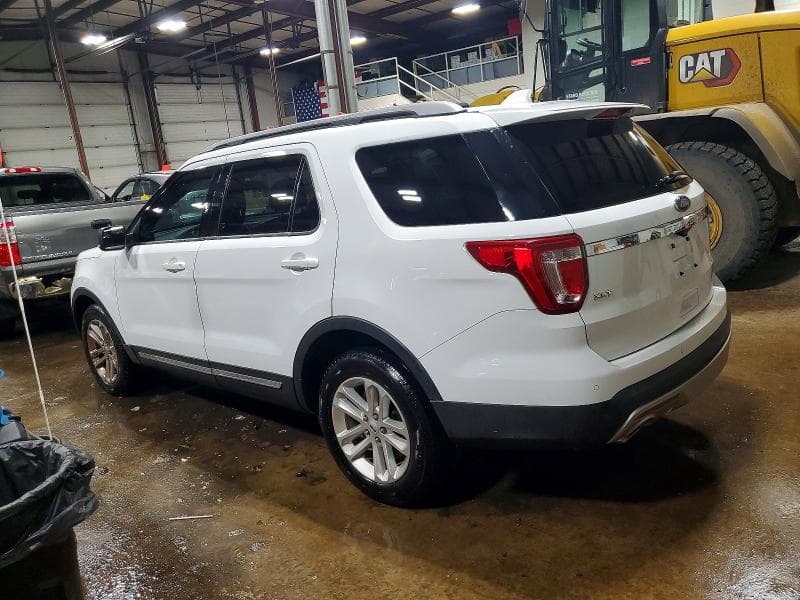 2017 FORD EXPLORER XLT 2