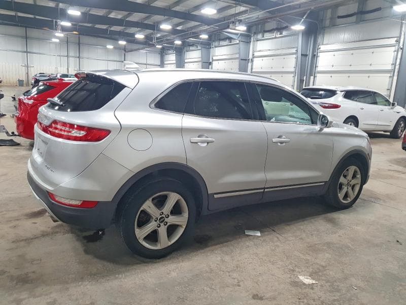 2017 LINCOLN MKC PREMIERE 3