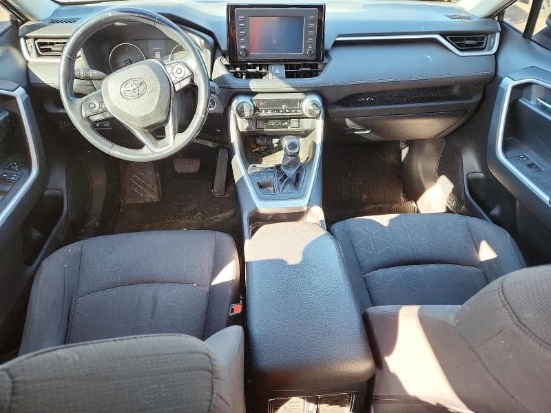 2019 TOYOTA RAV4 XLE XLE 8