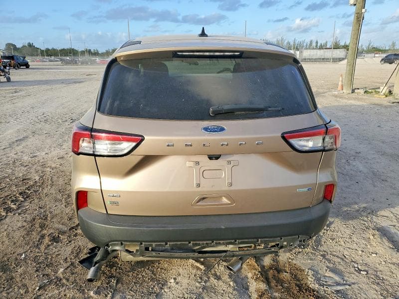 2020 FORD ESCAPE SE 6